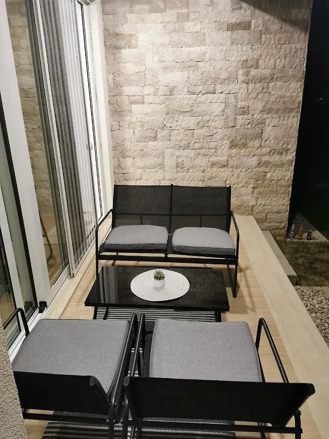 Magnolia Apartment Дуррес